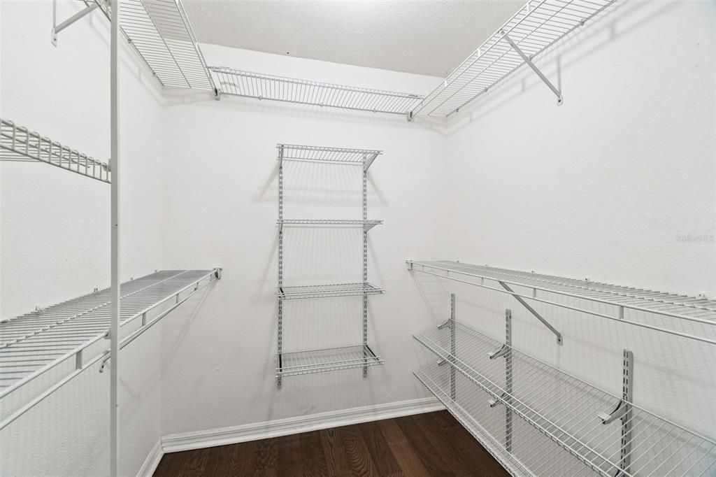 For Sale: $350,000 (3 beds, 2 baths, 1312 Square Feet)