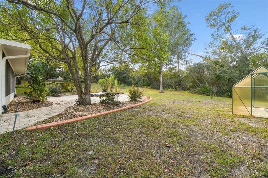 For Sale: $350,000 (3 beds, 2 baths, 1312 Square Feet)