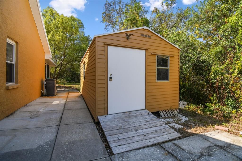 For Sale: $350,000 (3 beds, 2 baths, 1312 Square Feet)