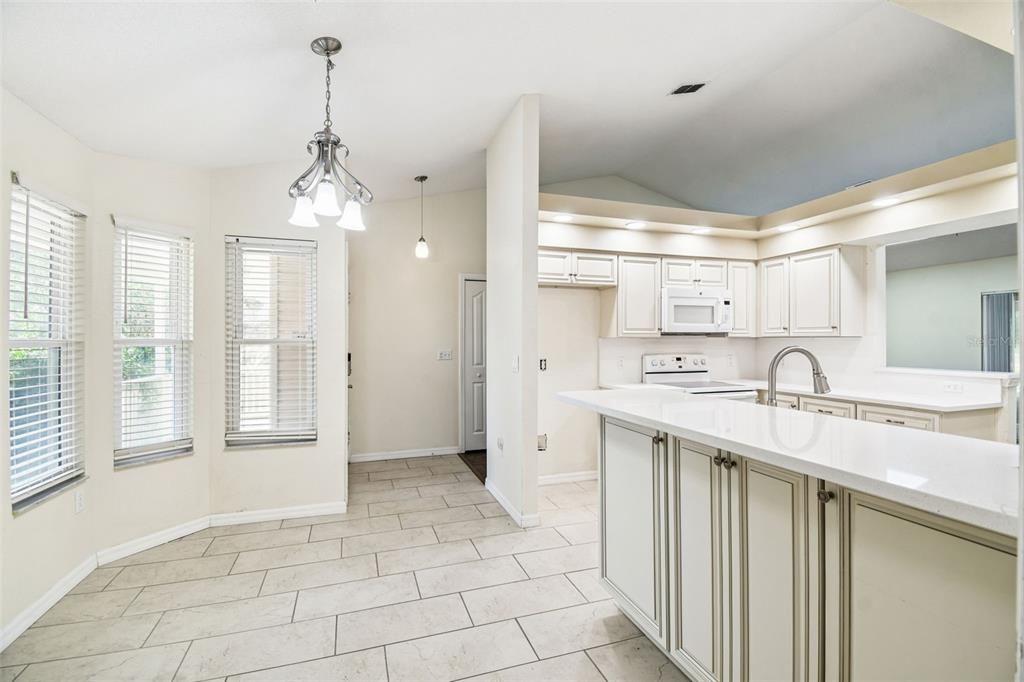 For Sale: $350,000 (3 beds, 2 baths, 1312 Square Feet)