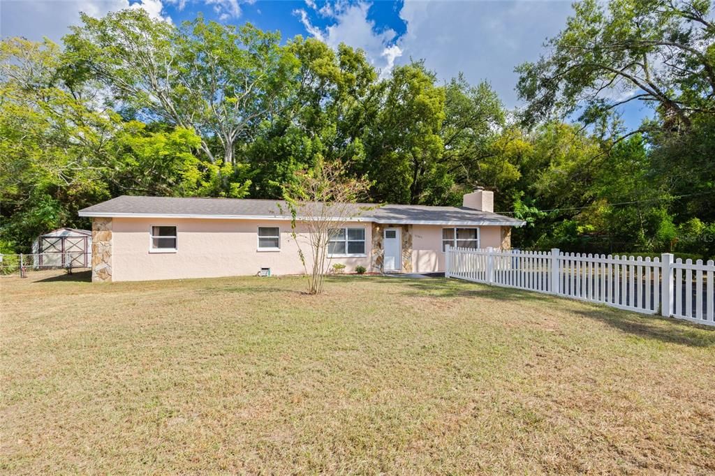 For Sale: $370,000 (3 beds, 2 baths, 1750 Square Feet)