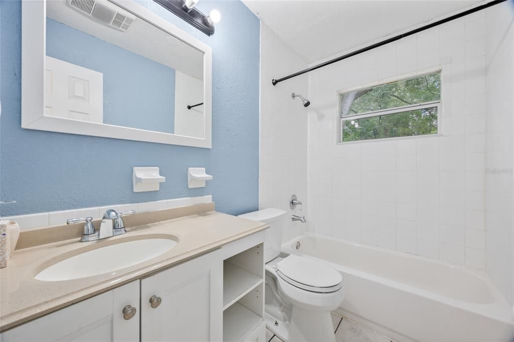 For Sale: $370,000 (3 beds, 2 baths, 1750 Square Feet)