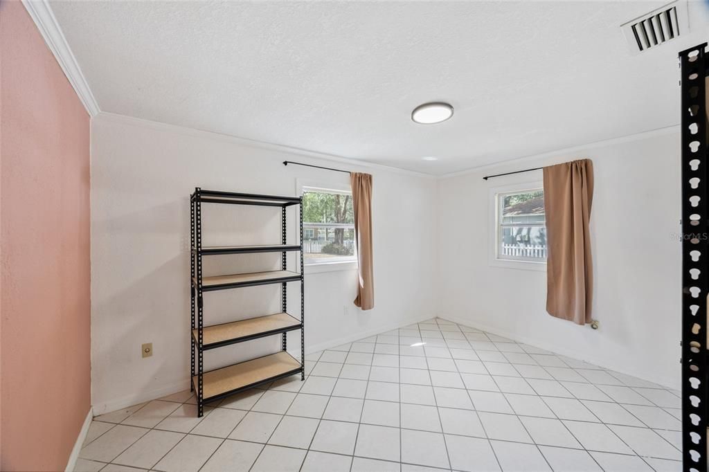 For Sale: $370,000 (3 beds, 2 baths, 1750 Square Feet)