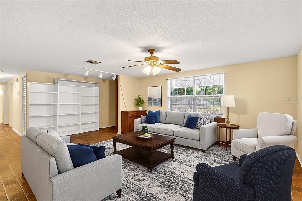 En Venta: $420,000 (4 camas, 2 baños, 2460 Pies cuadrados)