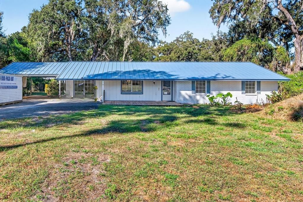 En Venta: $420,000 (4 camas, 2 baños, 2460 Pies cuadrados)