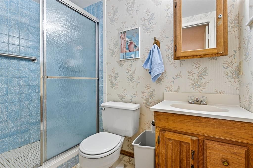 En Venta: $420,000 (4 camas, 2 baños, 2460 Pies cuadrados)