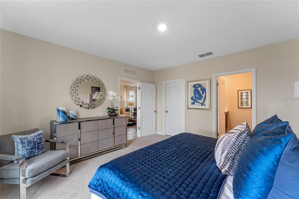 Active With Contract: $399,990 (3 beds, 2 baths, 1504 Square Feet)