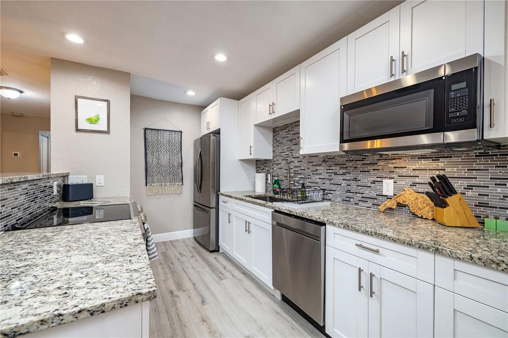 For Rent: $2,999 (3 beds, 2 baths, 1114 Square Feet)