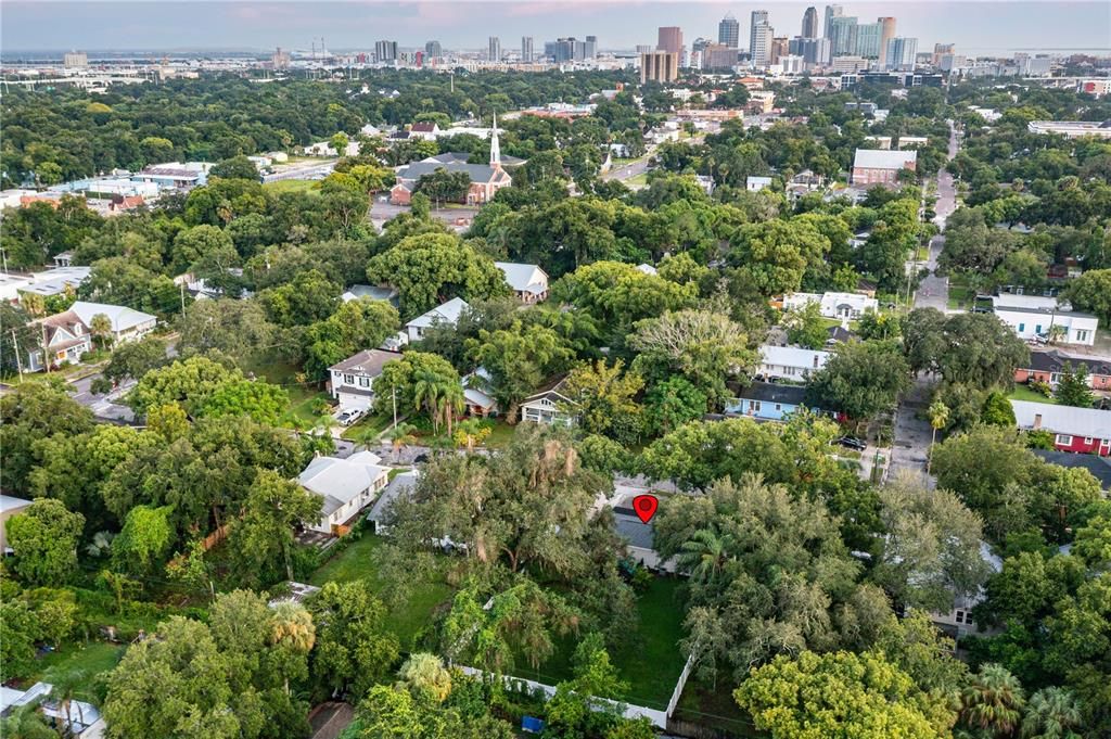 For Rent: $2,999 (3 beds, 2 baths, 1114 Square Feet)