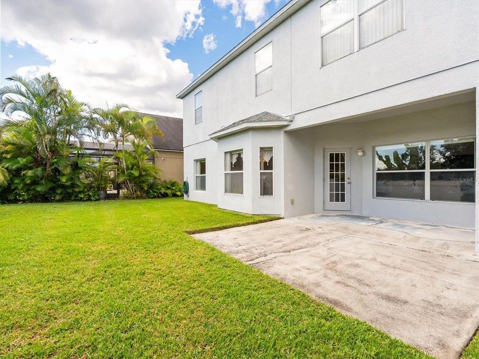 Active With Contract: $484,990 (4 beds, 2 baths, 2524 Square Feet)