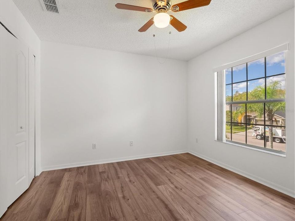 Active With Contract: $484,990 (4 beds, 2 baths, 2524 Square Feet)