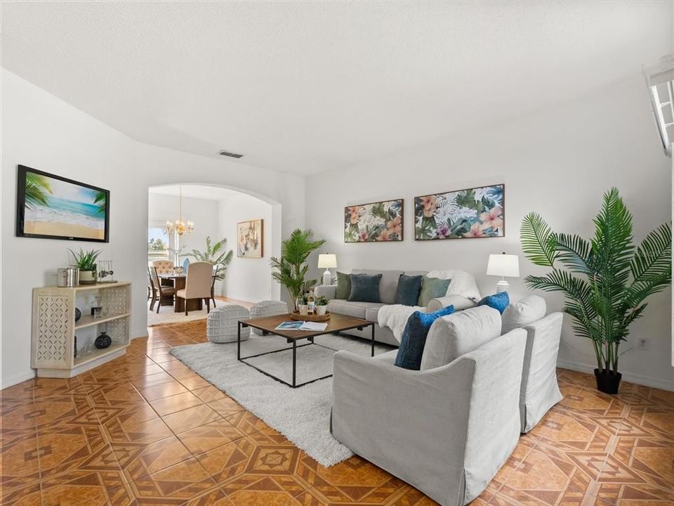 Active With Contract: $484,990 (4 beds, 2 baths, 2524 Square Feet)