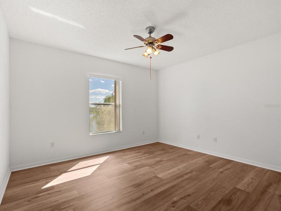 Active With Contract: $484,990 (4 beds, 2 baths, 2524 Square Feet)