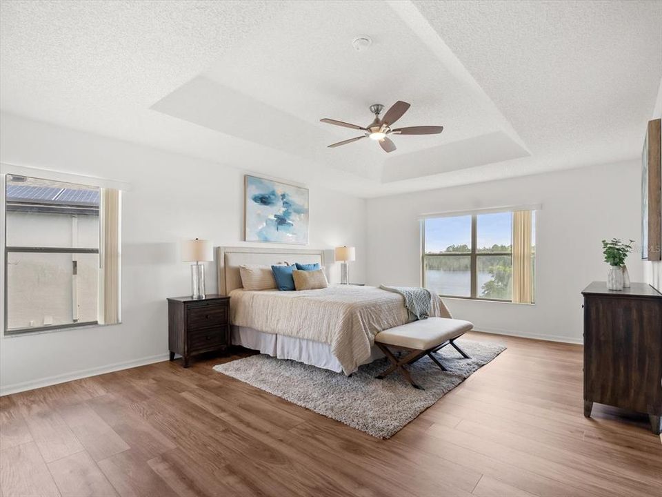 Active With Contract: $484,990 (4 beds, 2 baths, 2524 Square Feet)