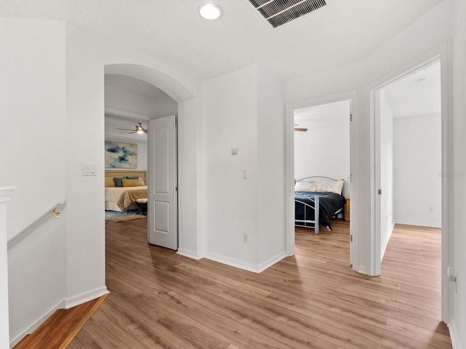 Active With Contract: $484,990 (4 beds, 2 baths, 2524 Square Feet)