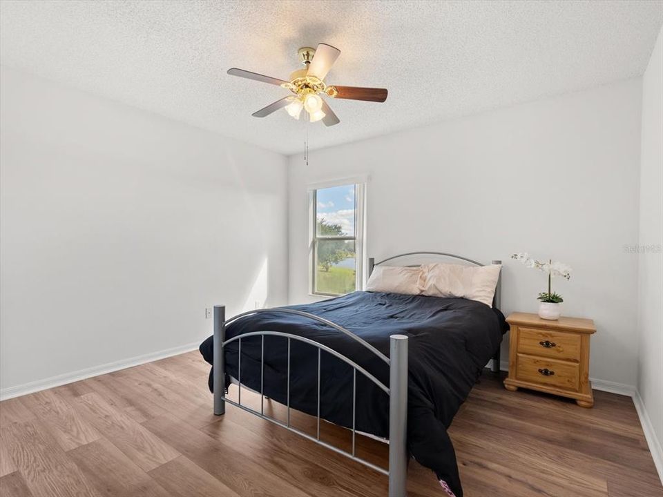 Active With Contract: $484,990 (4 beds, 2 baths, 2524 Square Feet)