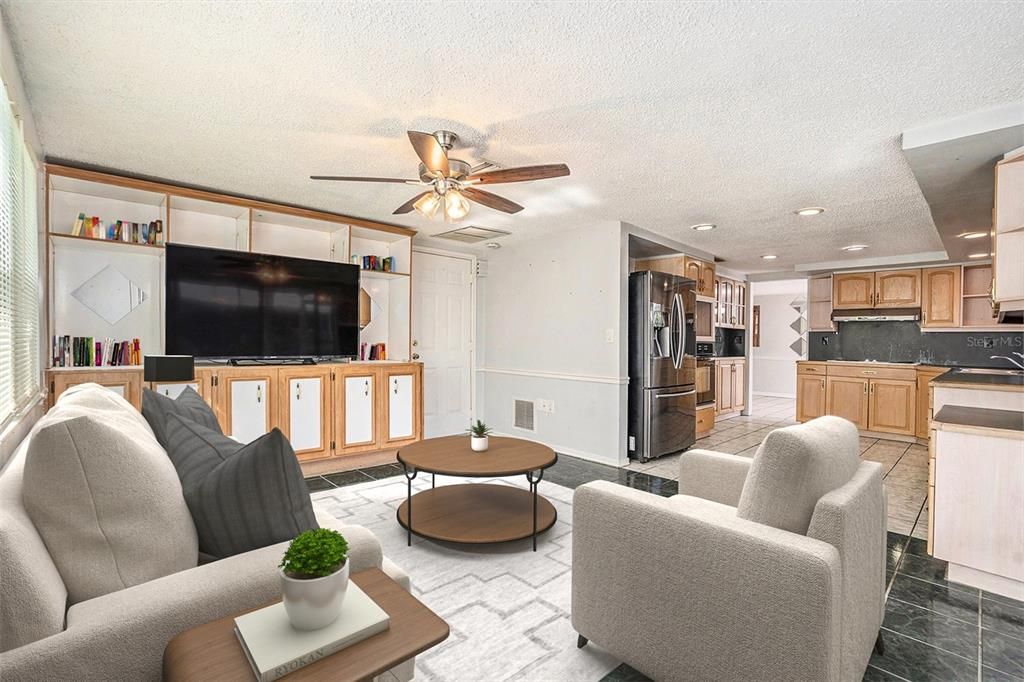 合同活跃: $224,900 (3 贝兹, 2 浴室, 1334 平方英尺)