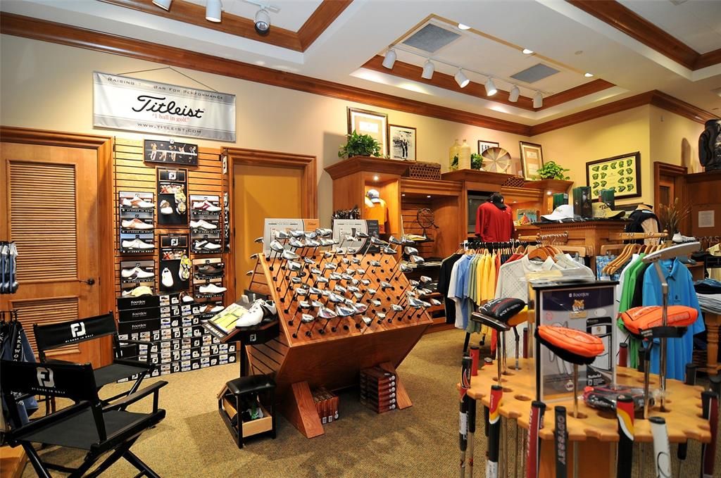 For Sale: $1,695,000 (4 beds, 3 baths, 3128 Square Feet)