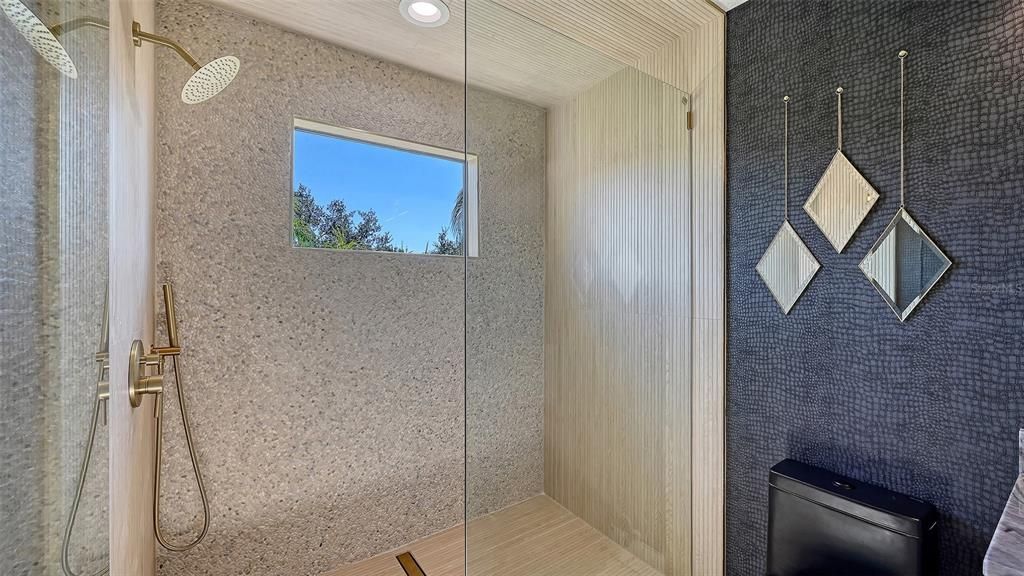 For Sale: $1,695,000 (4 beds, 3 baths, 3128 Square Feet)