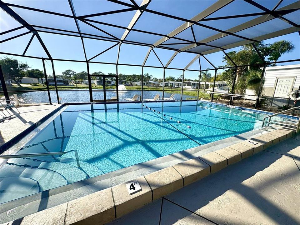 For Sale: $199,900 (2 beds, 2 baths, 960 Square Feet)