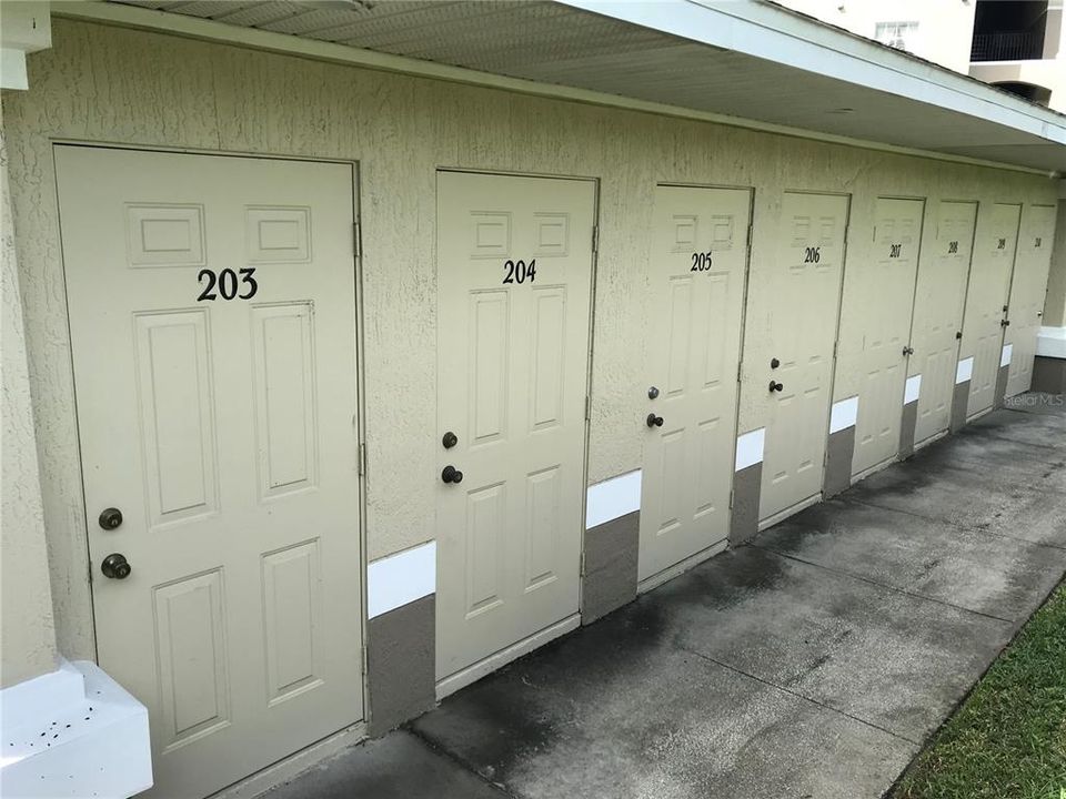 В аренду: $1,665 (3 спален, 2 ванн, 1411 Квадратных фут)