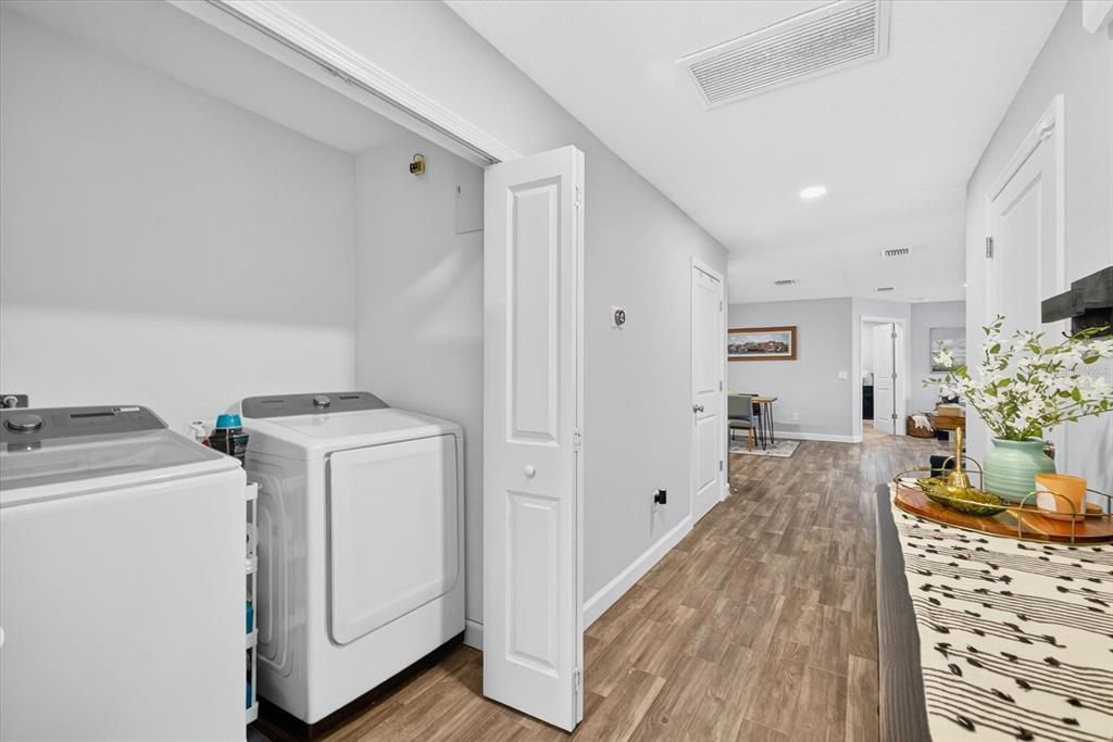 For Sale: $575,000 (3 beds, 2 baths, 1504 Square Feet)