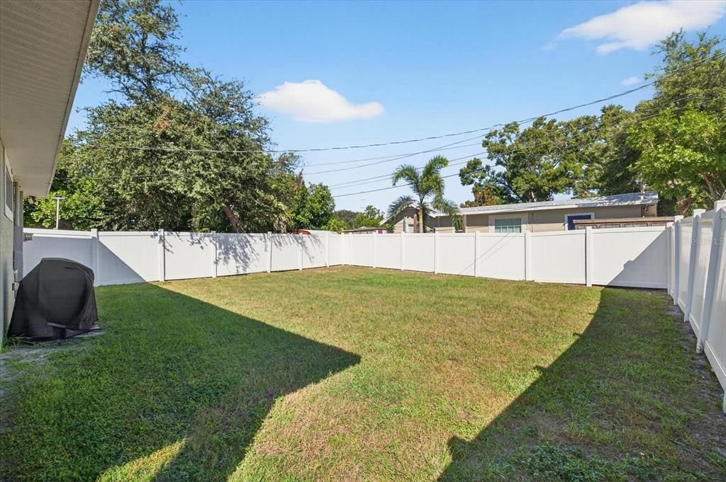 For Sale: $575,000 (3 beds, 2 baths, 1504 Square Feet)