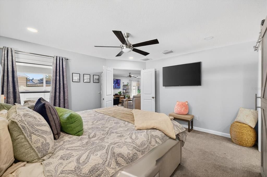 For Sale: $575,000 (3 beds, 2 baths, 1504 Square Feet)