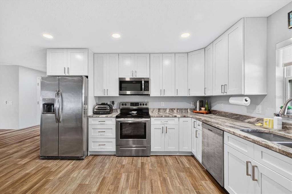 For Sale: $575,000 (3 beds, 2 baths, 1504 Square Feet)