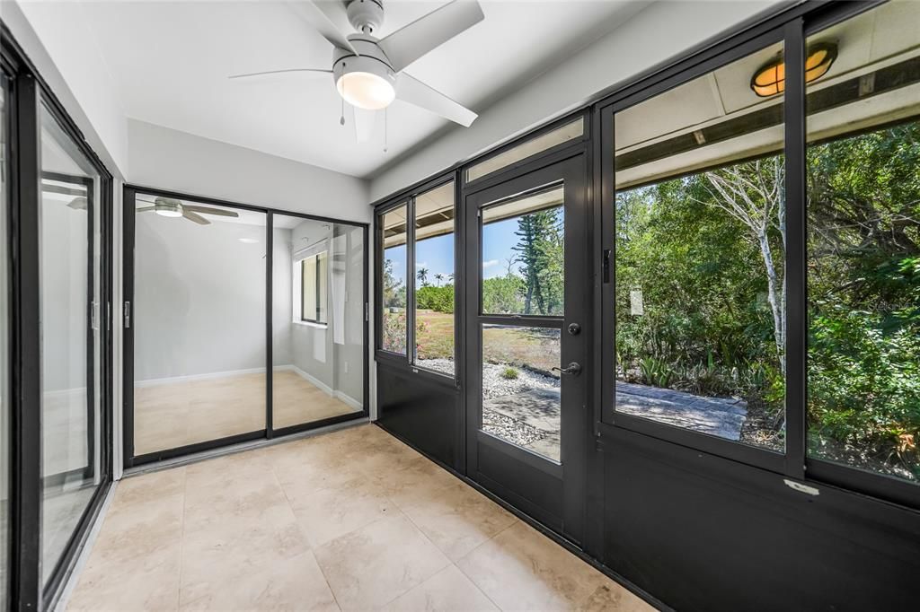 待售: $190,000 (2 贝兹, 1 浴室, 825 平方英尺)