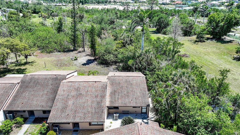 待售: $190,000 (2 贝兹, 1 浴室, 825 平方英尺)