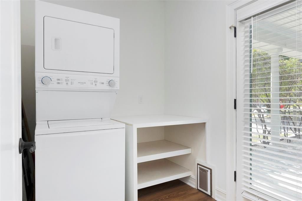 Active With Contract: $519,000 (3 beds, 2 baths, 1546 Square Feet)