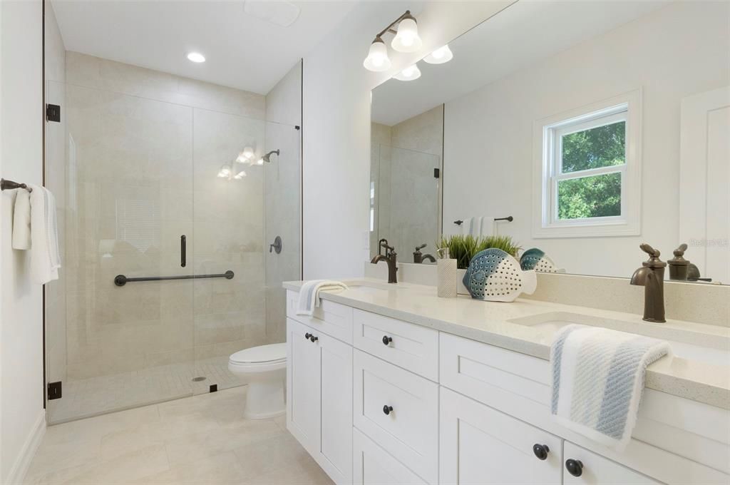 Active With Contract: $519,000 (3 beds, 2 baths, 1546 Square Feet)