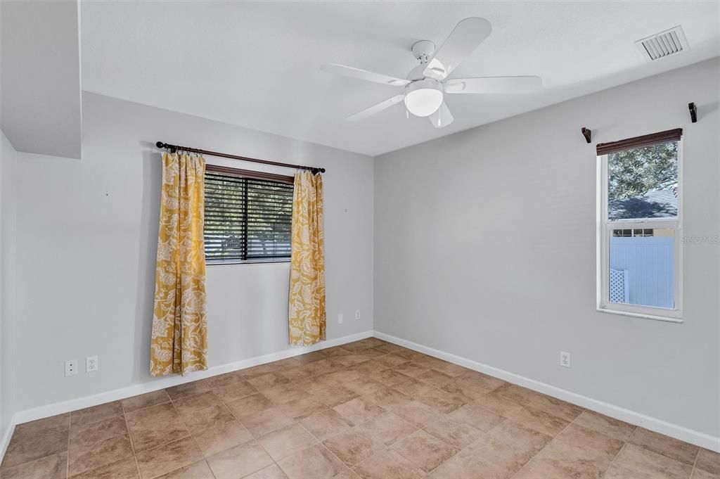 Active With Contract: $300,000 (3 beds, 2 baths, 1247 Square Feet)