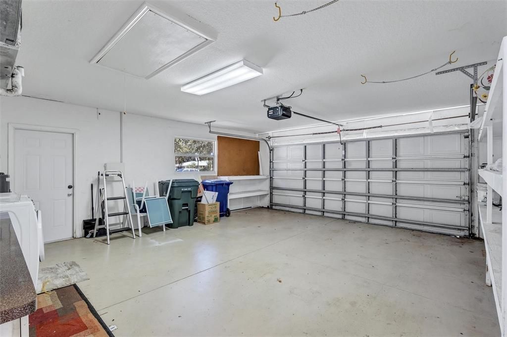 Active With Contract: $300,000 (3 beds, 2 baths, 1247 Square Feet)