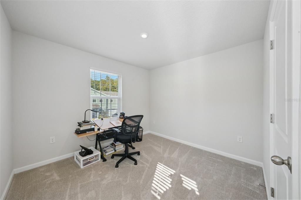 For Sale: $270,000 (3 beds, 2 baths, 1431 Square Feet)