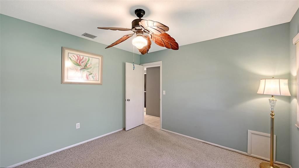 待售: $264,500 (2 贝兹, 2 浴室, 1120 平方英尺)