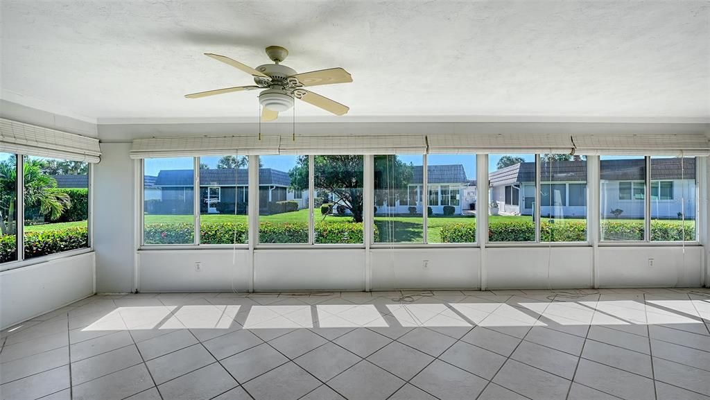 待售: $264,500 (2 贝兹, 2 浴室, 1120 平方英尺)