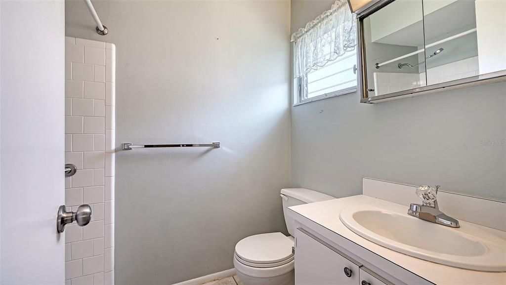 待售: $264,500 (2 贝兹, 2 浴室, 1120 平方英尺)