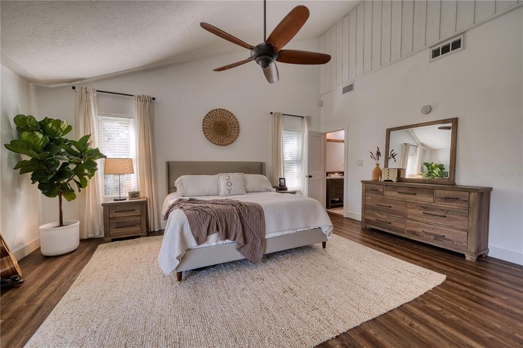 待售: $1,195,000 (3 贝兹, 2 浴室, 2194 平方英尺)