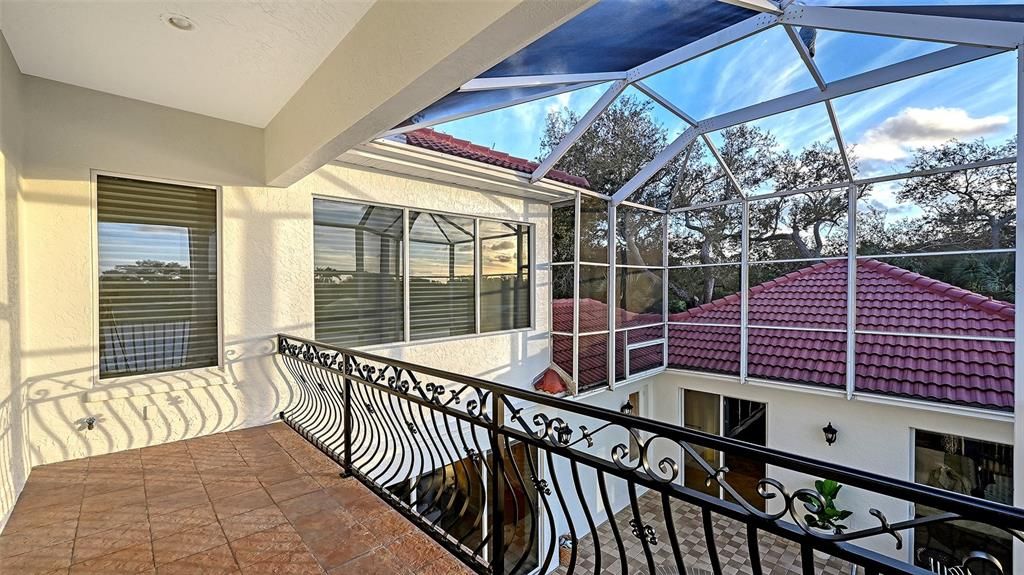 For Sale: $2,045,000 (4 beds, 4 baths, 5457 Square Feet)