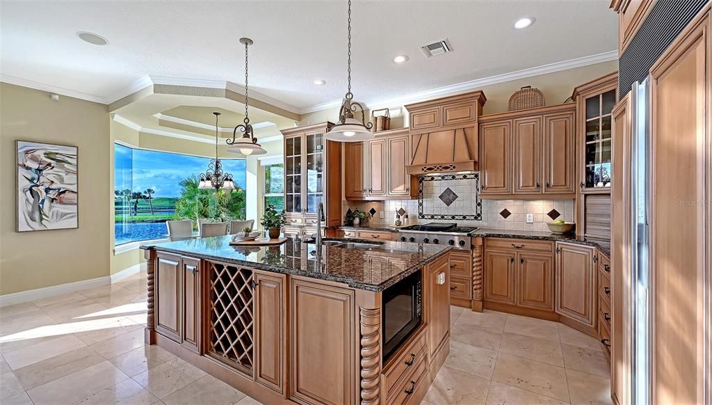 For Sale: $2,045,000 (4 beds, 4 baths, 5457 Square Feet)