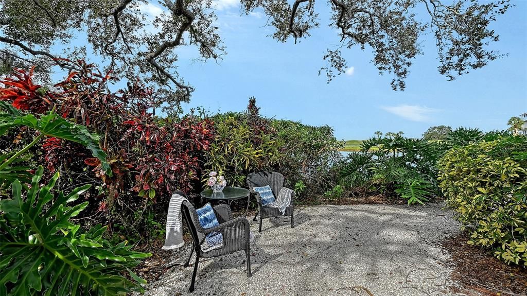 For Sale: $2,045,000 (4 beds, 4 baths, 5457 Square Feet)