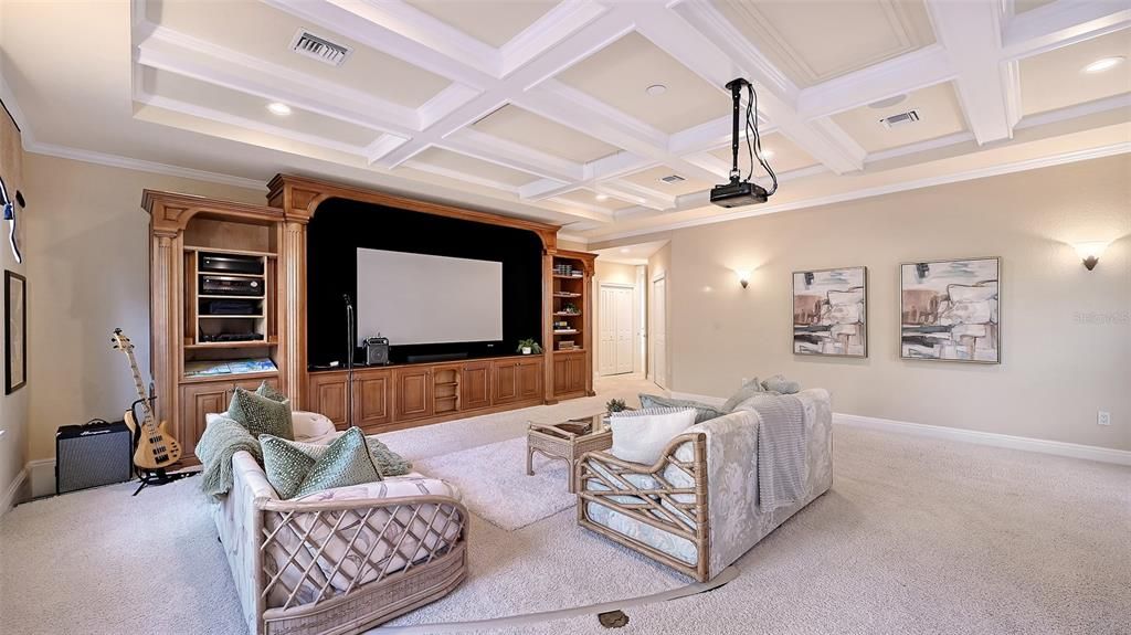 For Sale: $2,045,000 (4 beds, 4 baths, 5457 Square Feet)