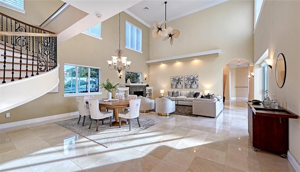 For Sale: $2,045,000 (4 beds, 4 baths, 5457 Square Feet)