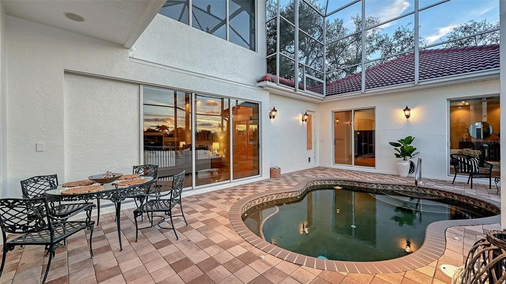 For Sale: $2,045,000 (4 beds, 4 baths, 5457 Square Feet)