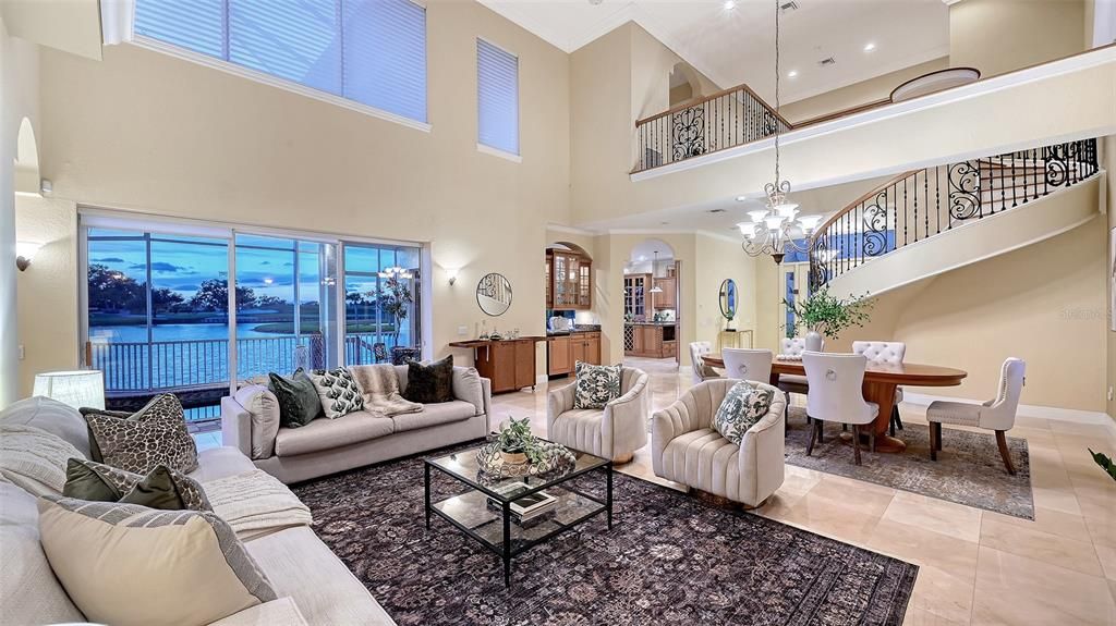 For Sale: $2,045,000 (4 beds, 4 baths, 5457 Square Feet)