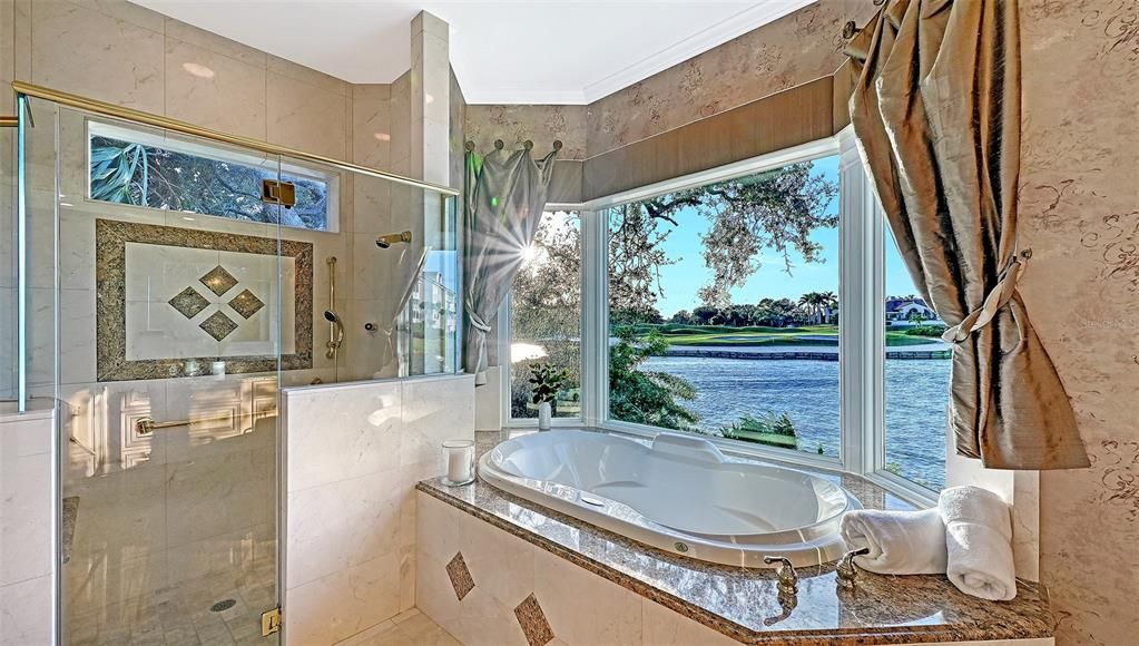 For Sale: $2,045,000 (4 beds, 4 baths, 5457 Square Feet)