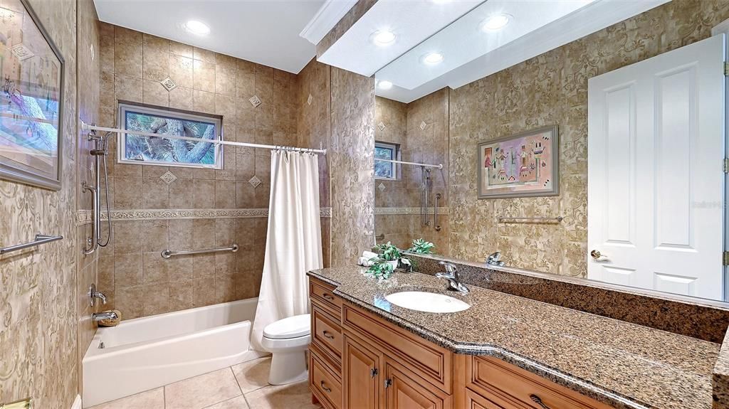 For Sale: $2,045,000 (4 beds, 4 baths, 5457 Square Feet)