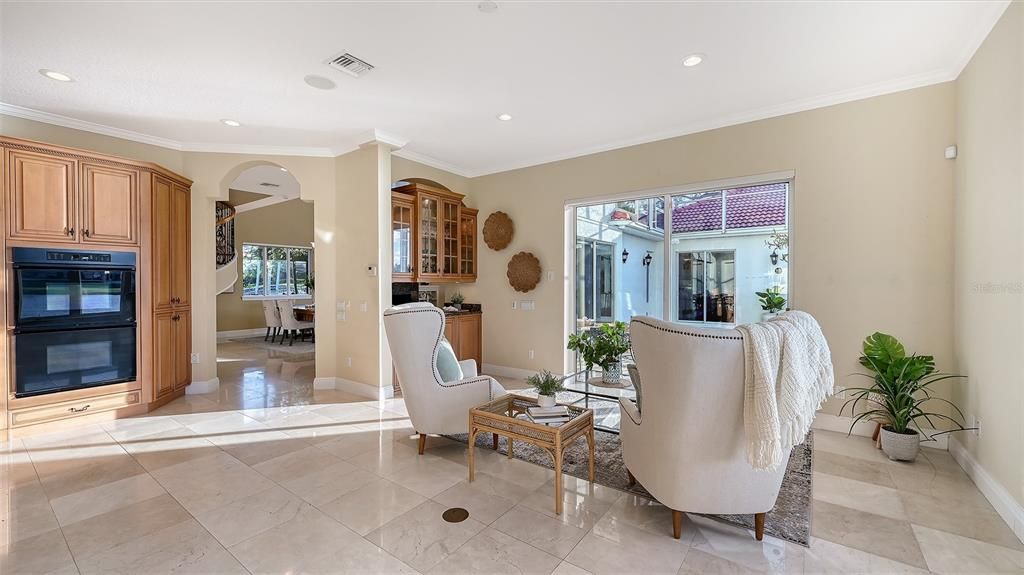 For Sale: $2,045,000 (4 beds, 4 baths, 5457 Square Feet)